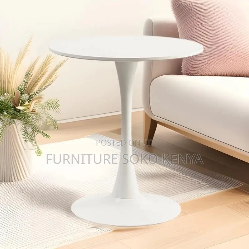 Dining Table : Modern White Round Tulip Table