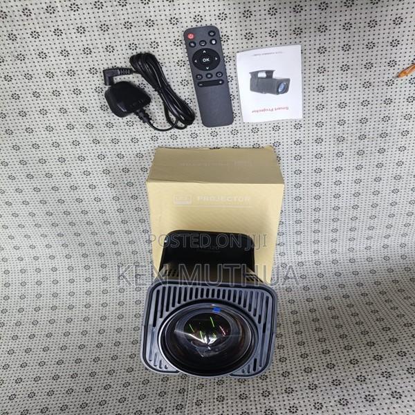HY 320 Pro Android Projector - thumbnail 2