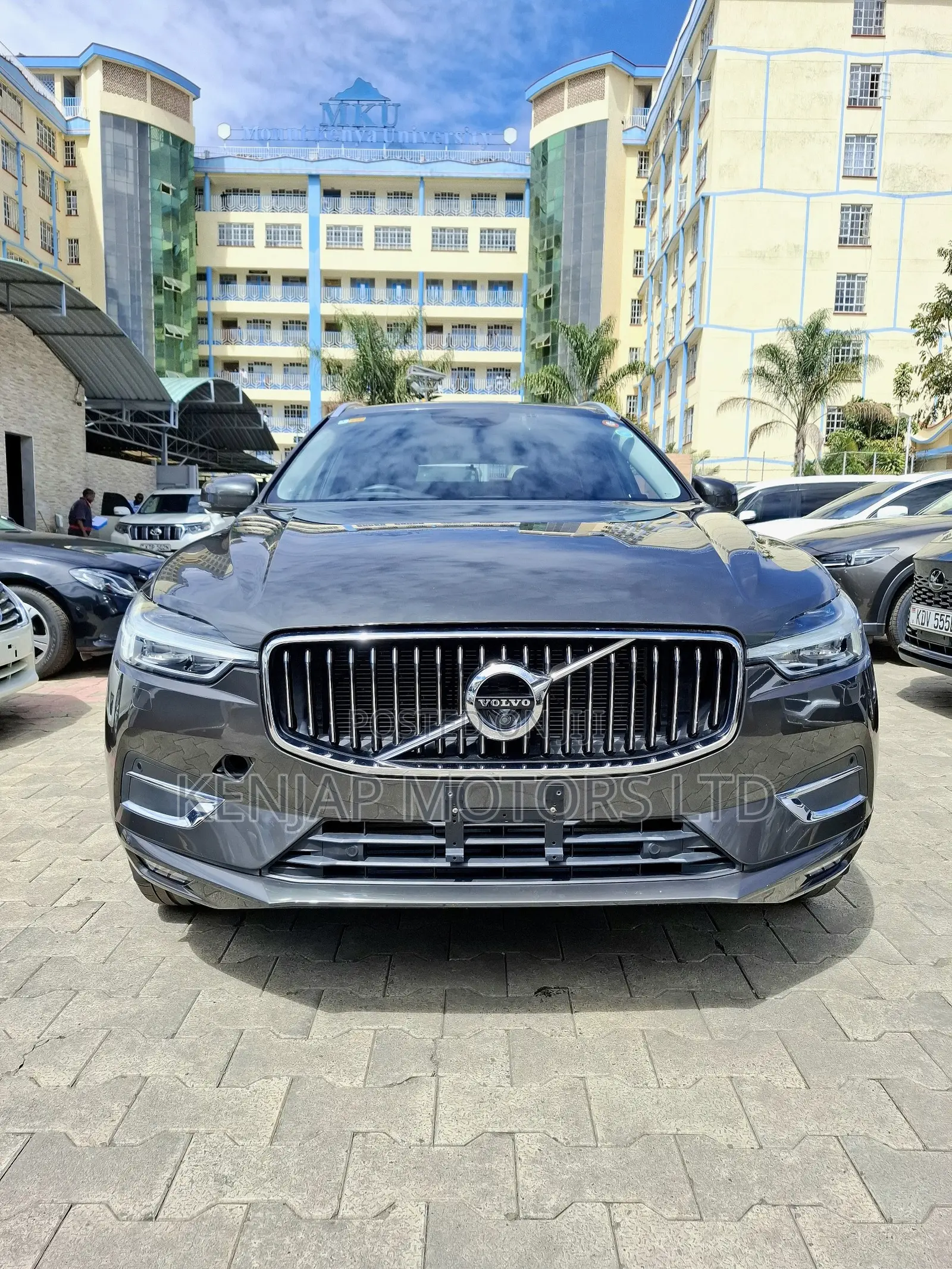 Volvo XC60 2020 Gray