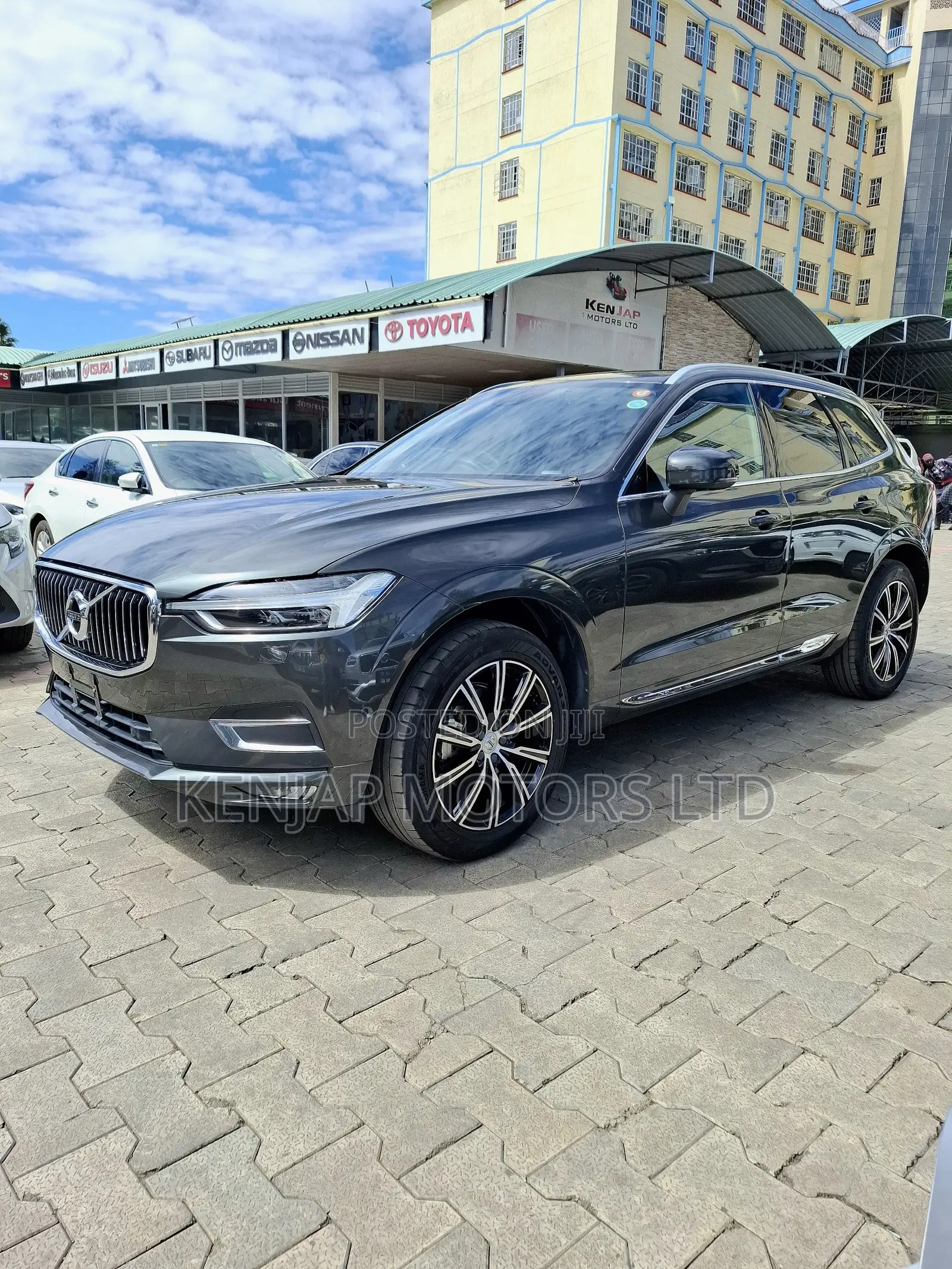 Volvo XC60 2020 Gray