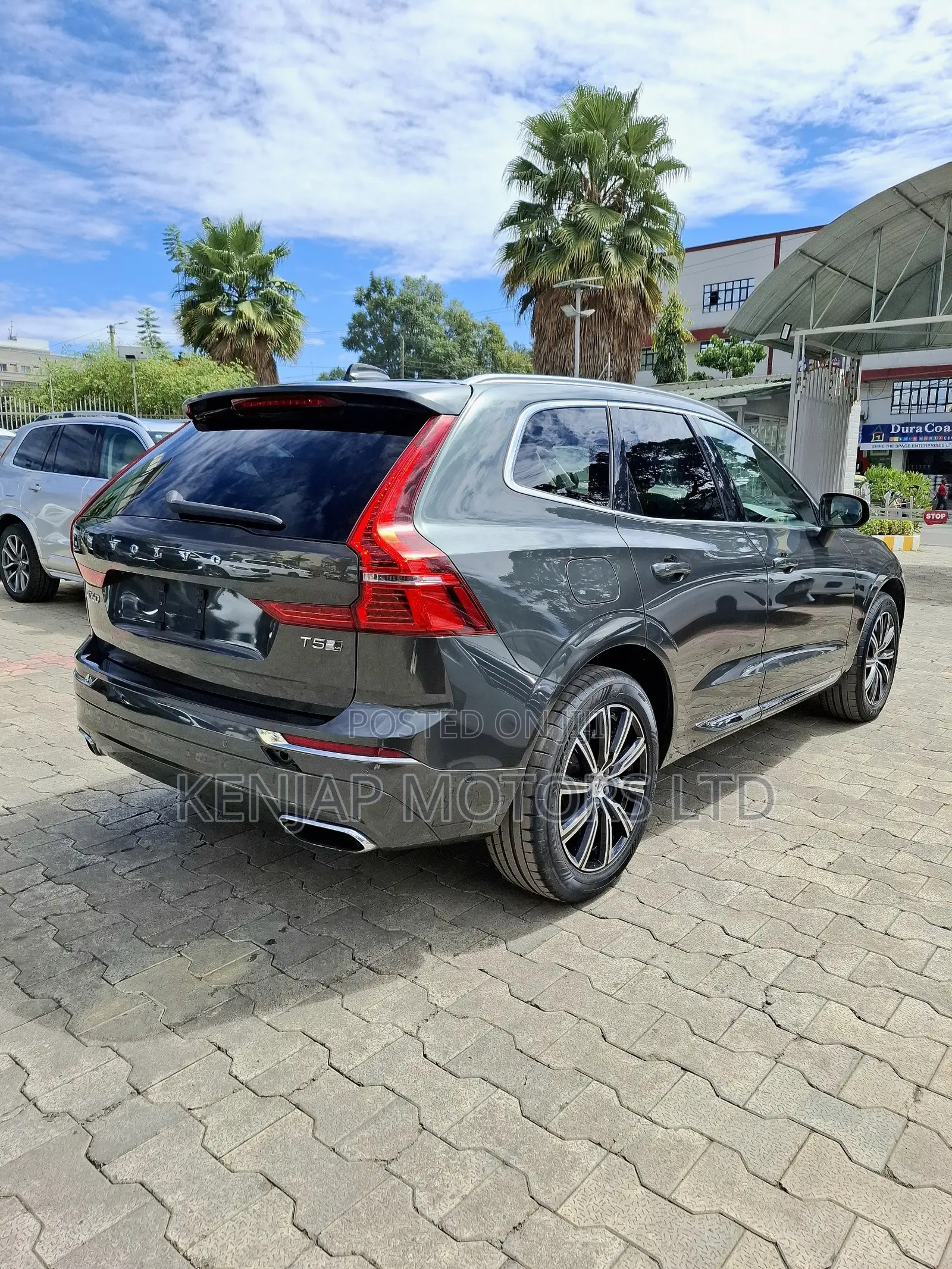 Volvo XC60 2020 Gray