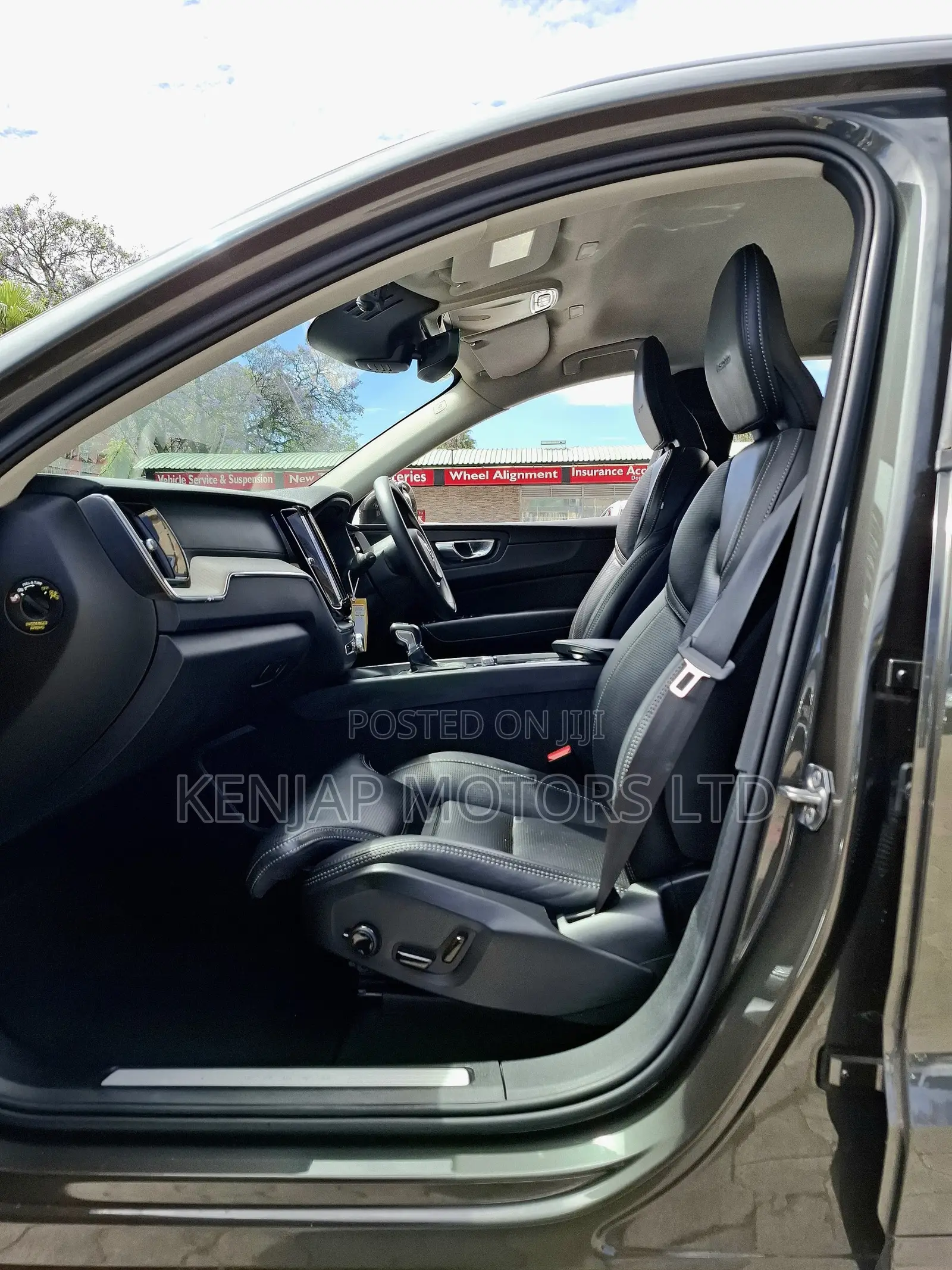 Volvo XC60 2020 Gray