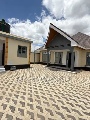 3bdrm Bungalow in Kimbo for sale
