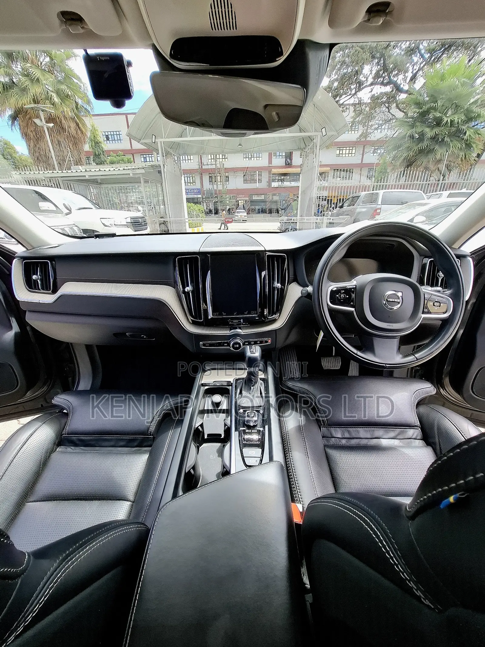 Volvo XC60 2020 Gray