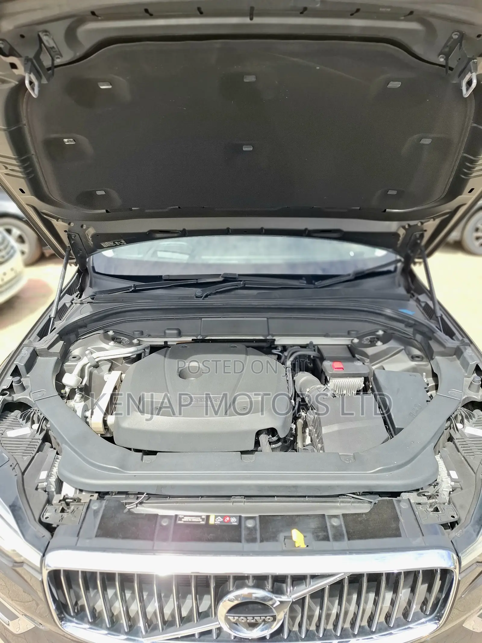 Volvo XC60 2020 Gray