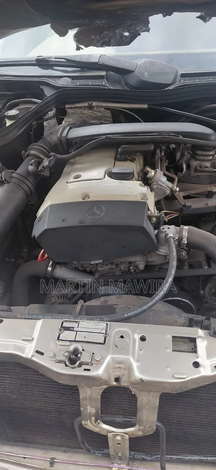 Mercedes-Benz C200 2000 Gold