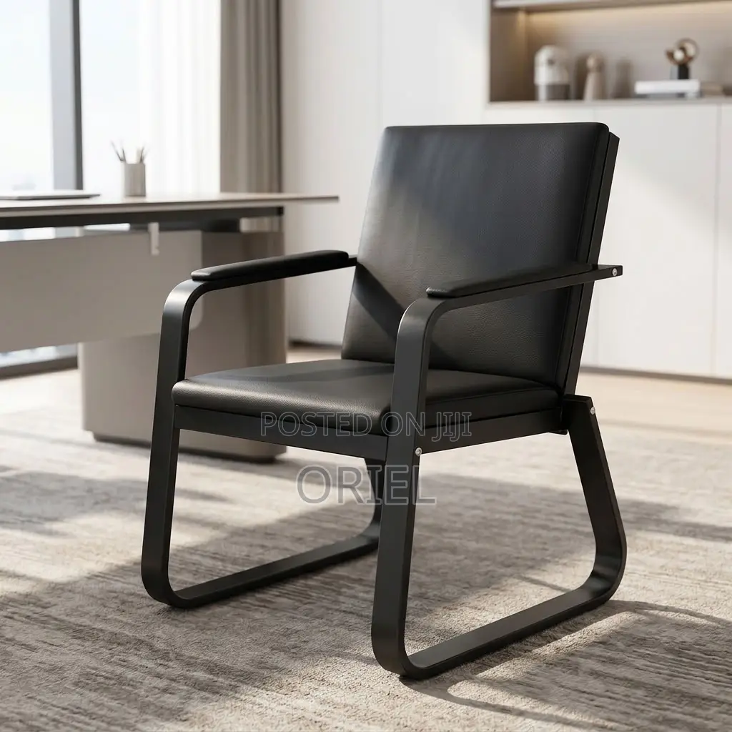 Office Sofa : Five-Seater Padded Leather Office Sofa