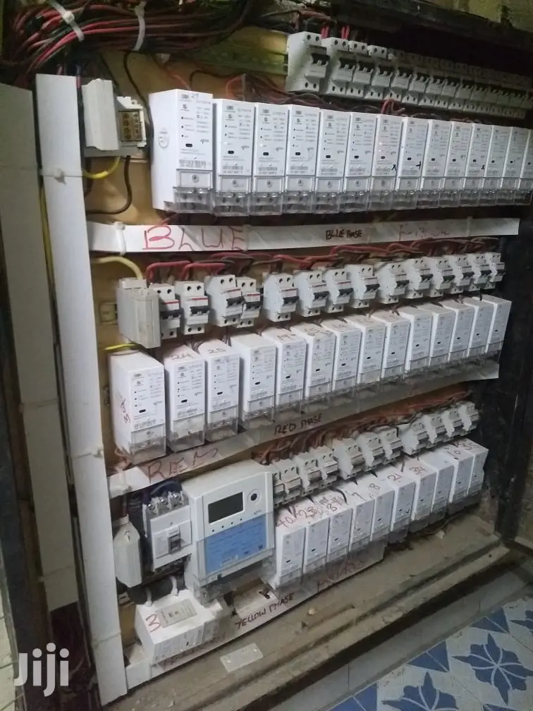 Super Skilled Electrician