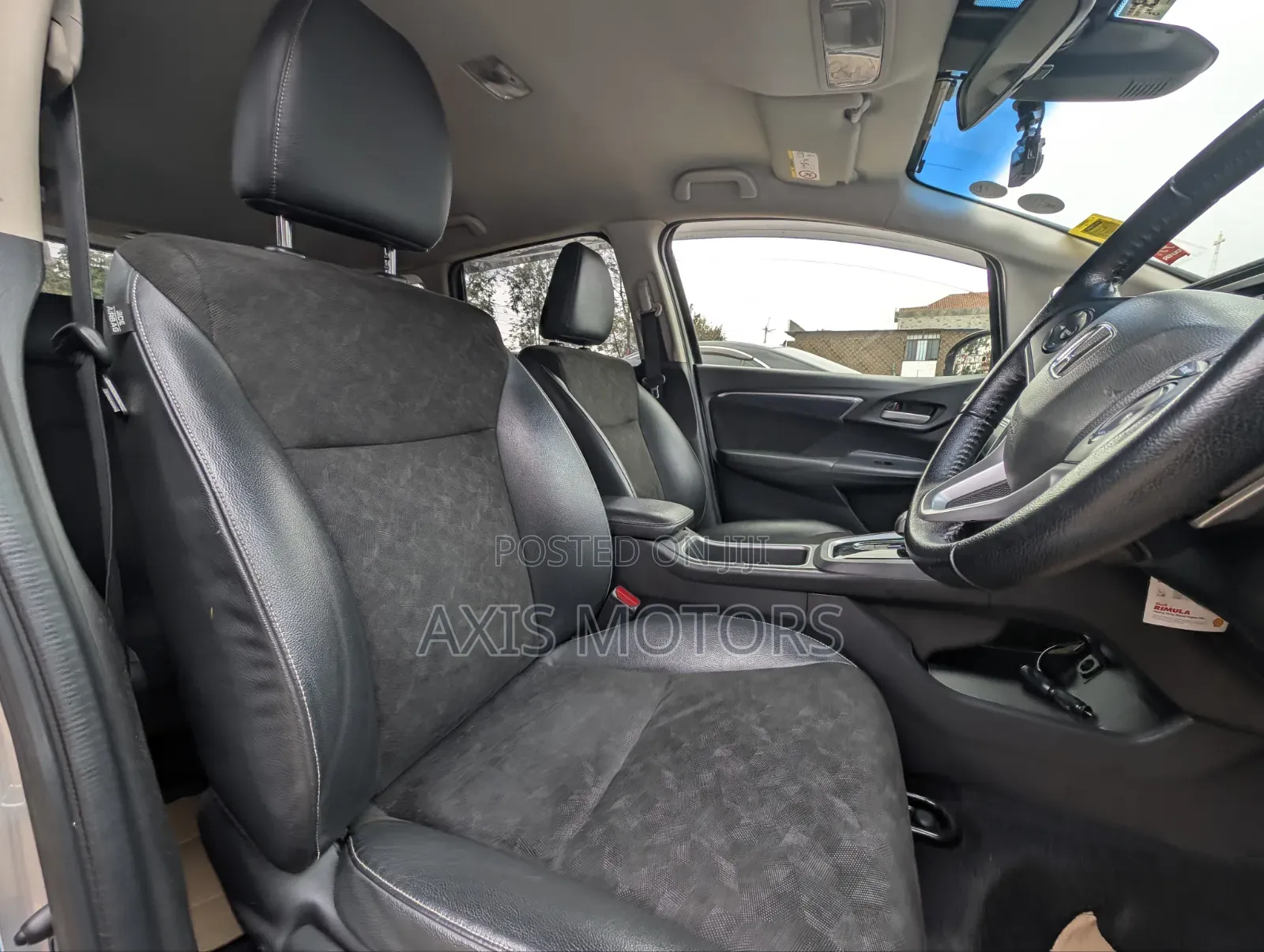 Honda Fit Shuttle 1.5 Hybrid 2WD 2016 Silver