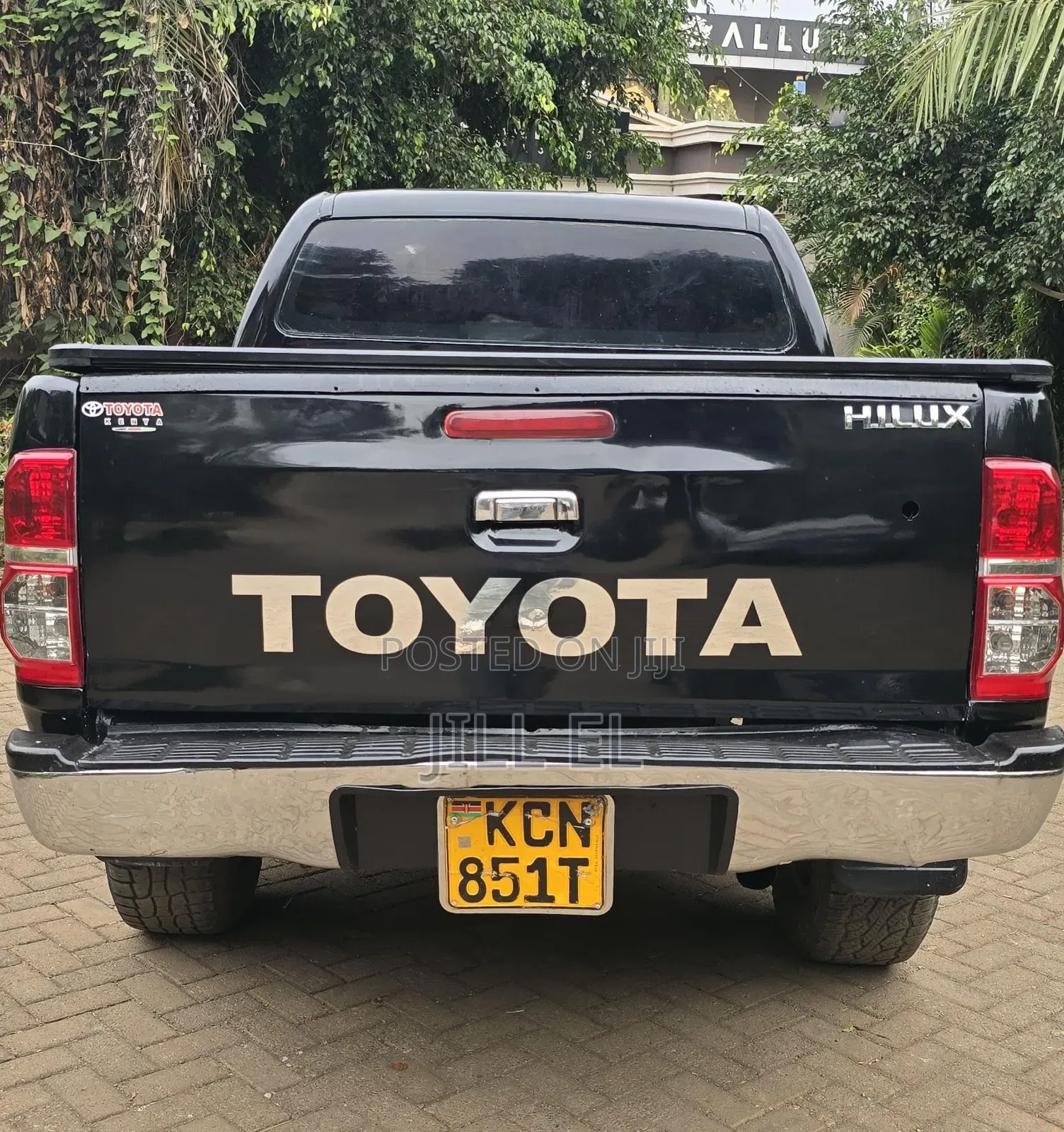 Toyota Hilux 2010 Black