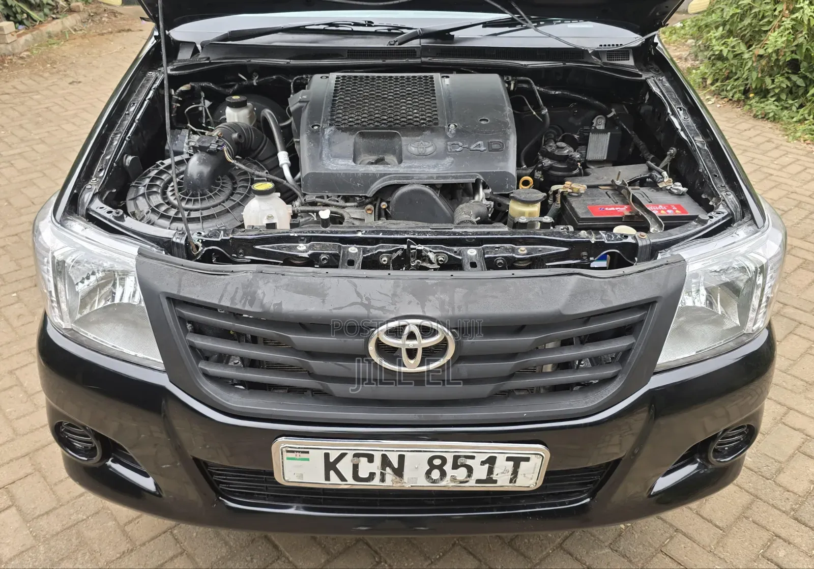 Toyota Hilux 2010 Black