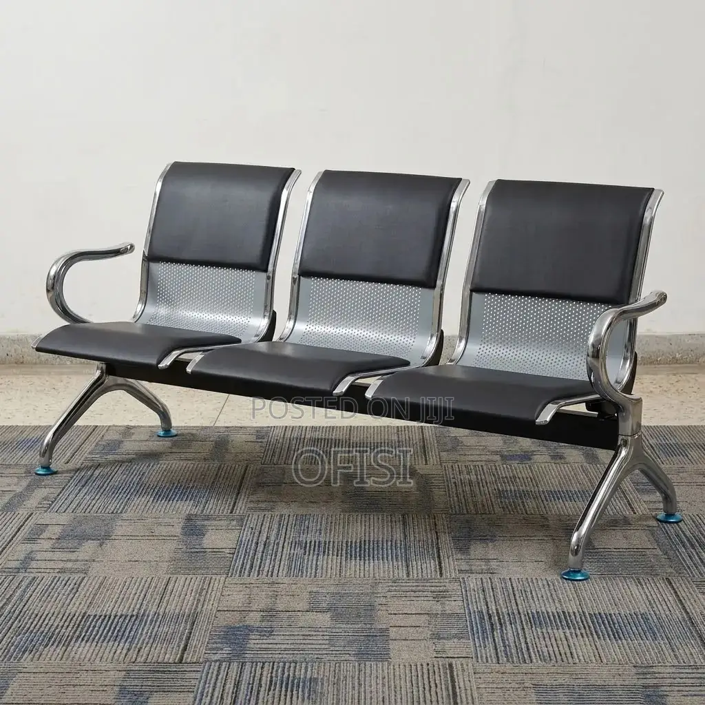 Waiting Bench; 3 Link Half Padded Waiting Bench