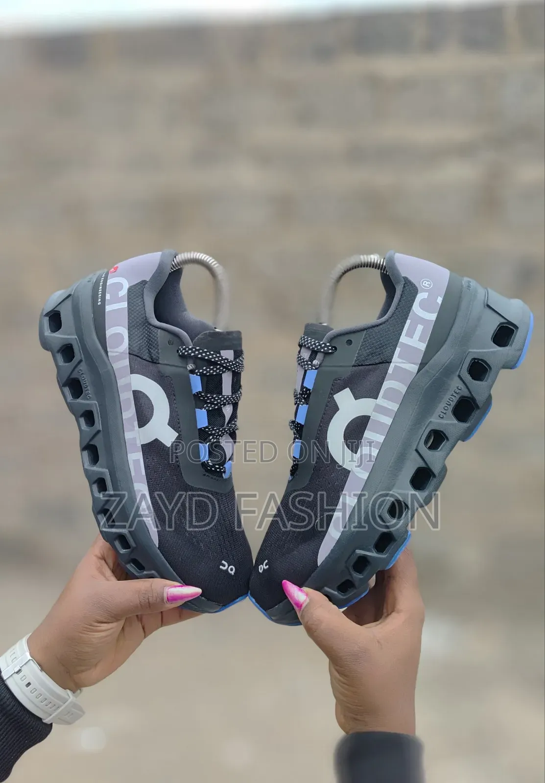 Qc Cloudmonster "Magnet/Shark"