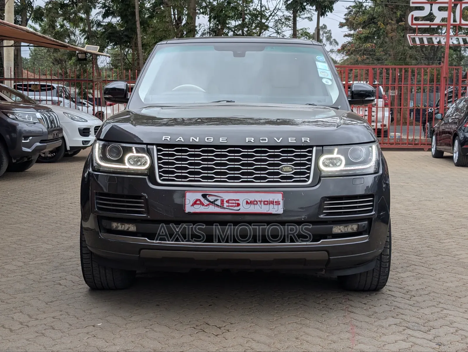 Land Rover Range Rover Vogue 2016 Gray