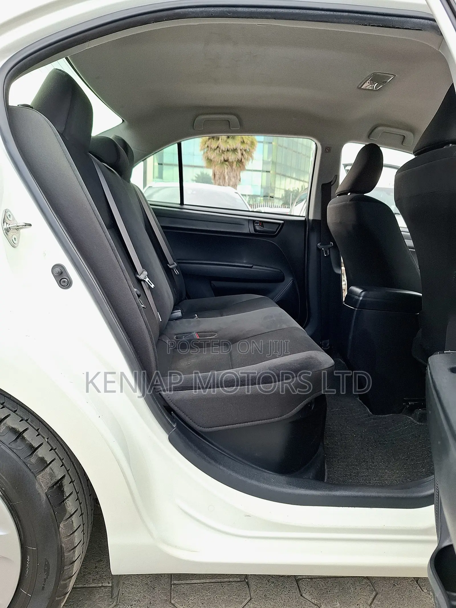 Toyota Axio 2019 Pearl