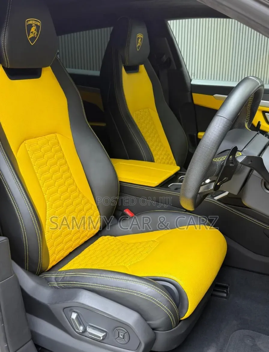 Lamborghini Urus Base 4dr AWD 2020 Yellow
