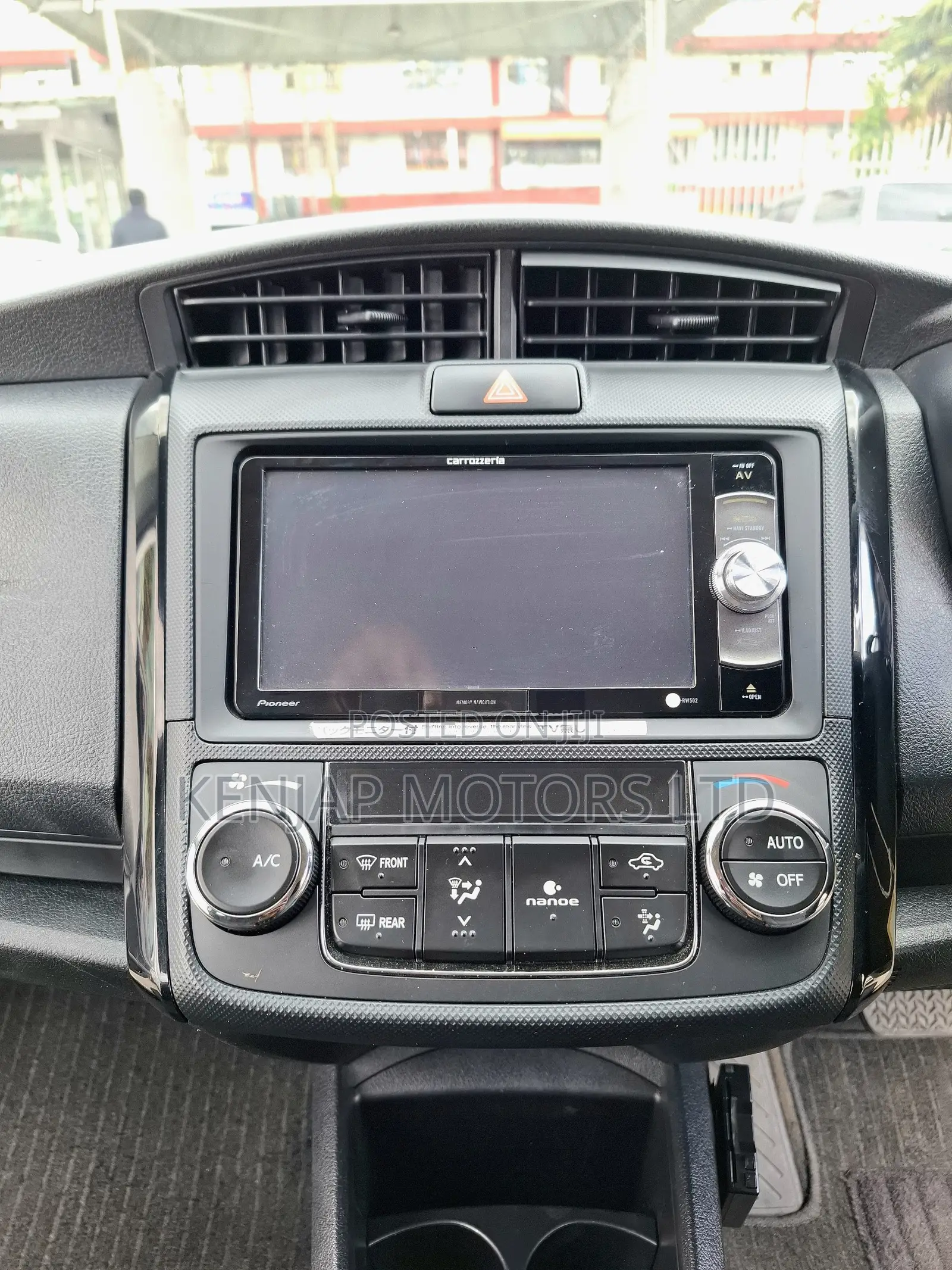 Toyota Axio 2019 Pearl