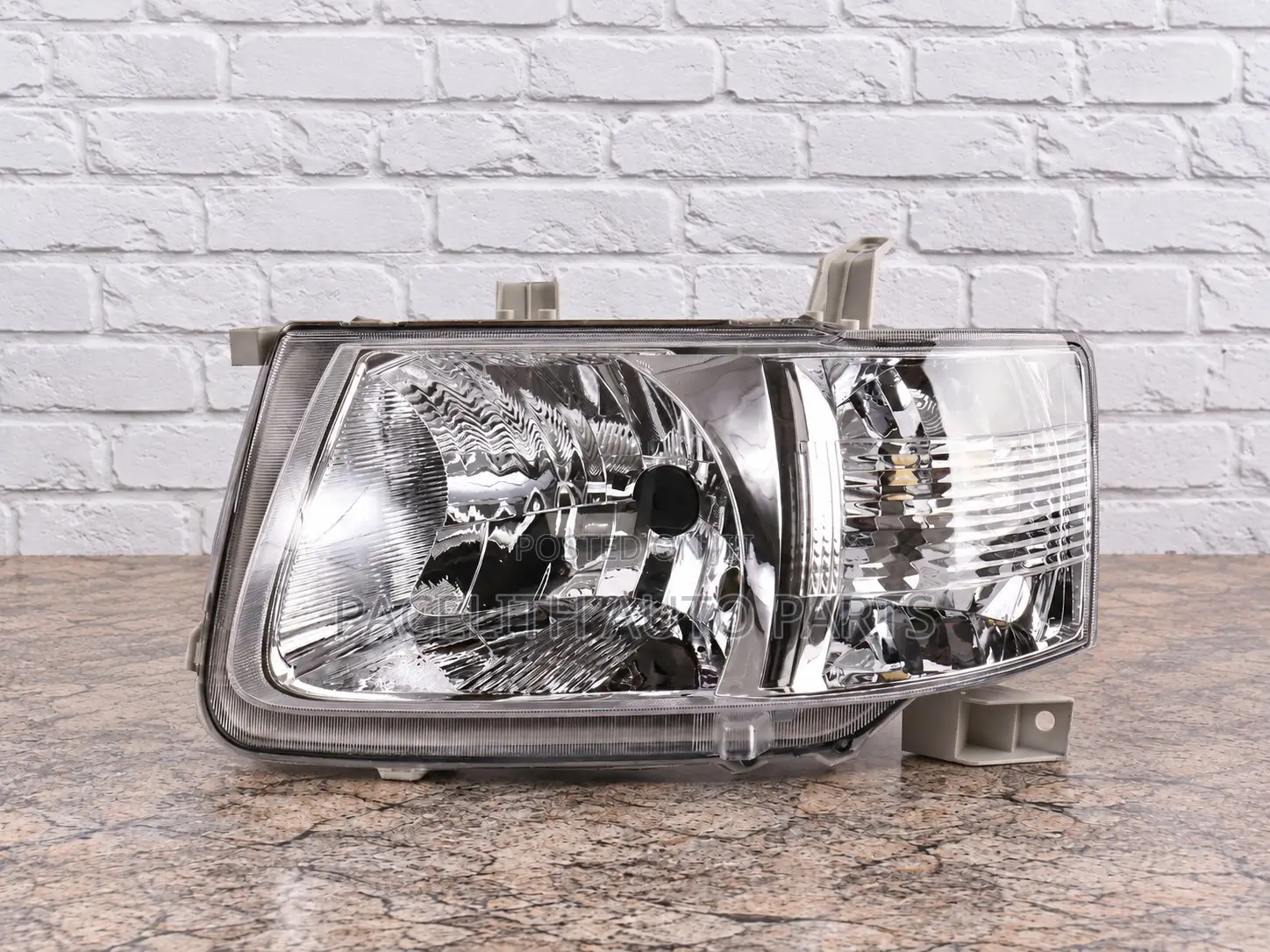 Casp Head Lamp / Light Toyota Succeed Old Model