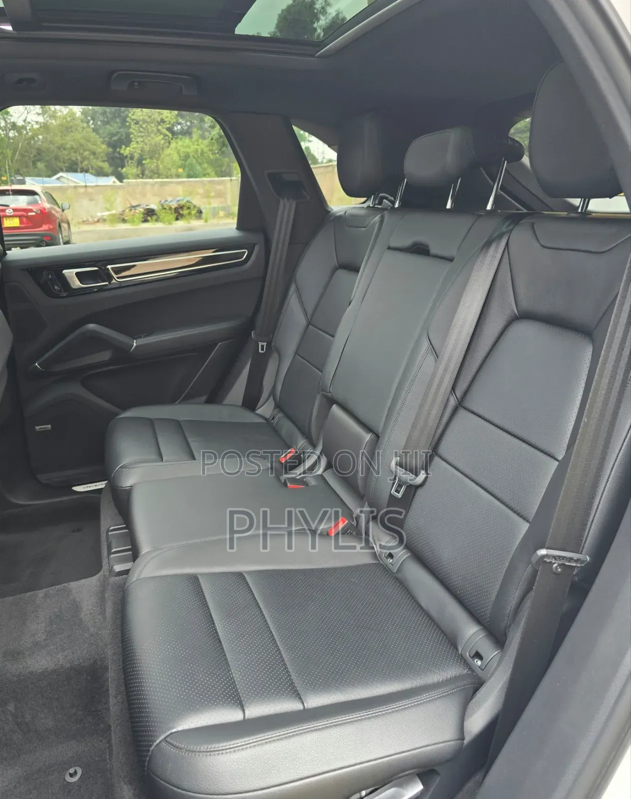Porsche Cayenne S AWD 2019 White