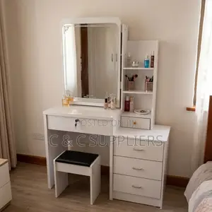 White Simple Make Up Table With Drawers