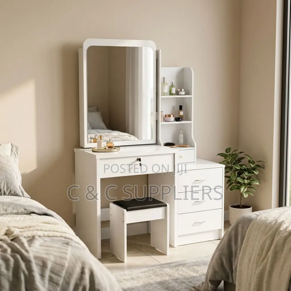 White Simple Make Up Table With Drawers