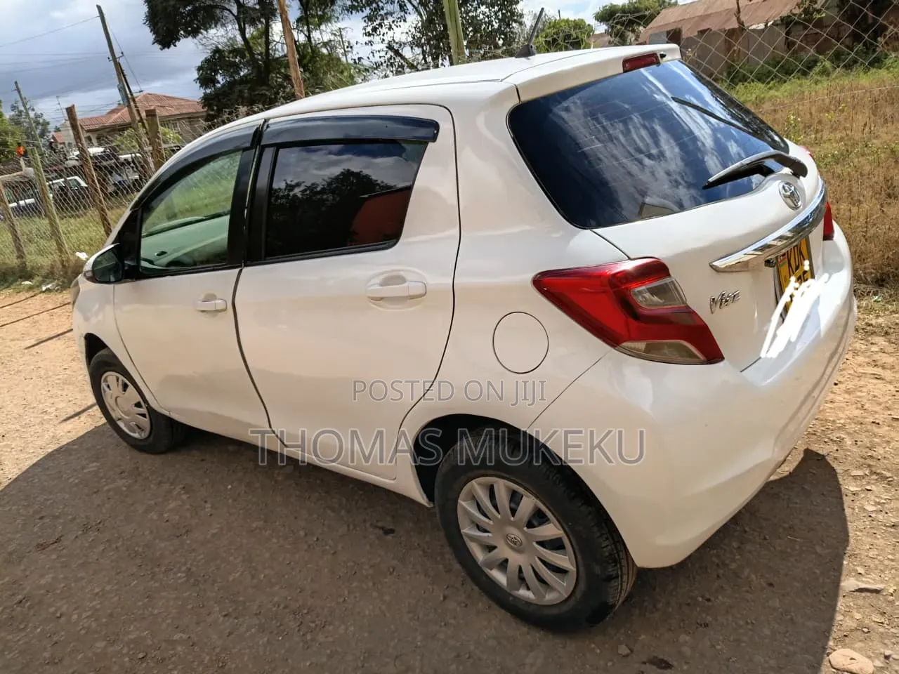 Toyota Vitz 2016 White