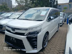 Toyota Voxy 2019 White