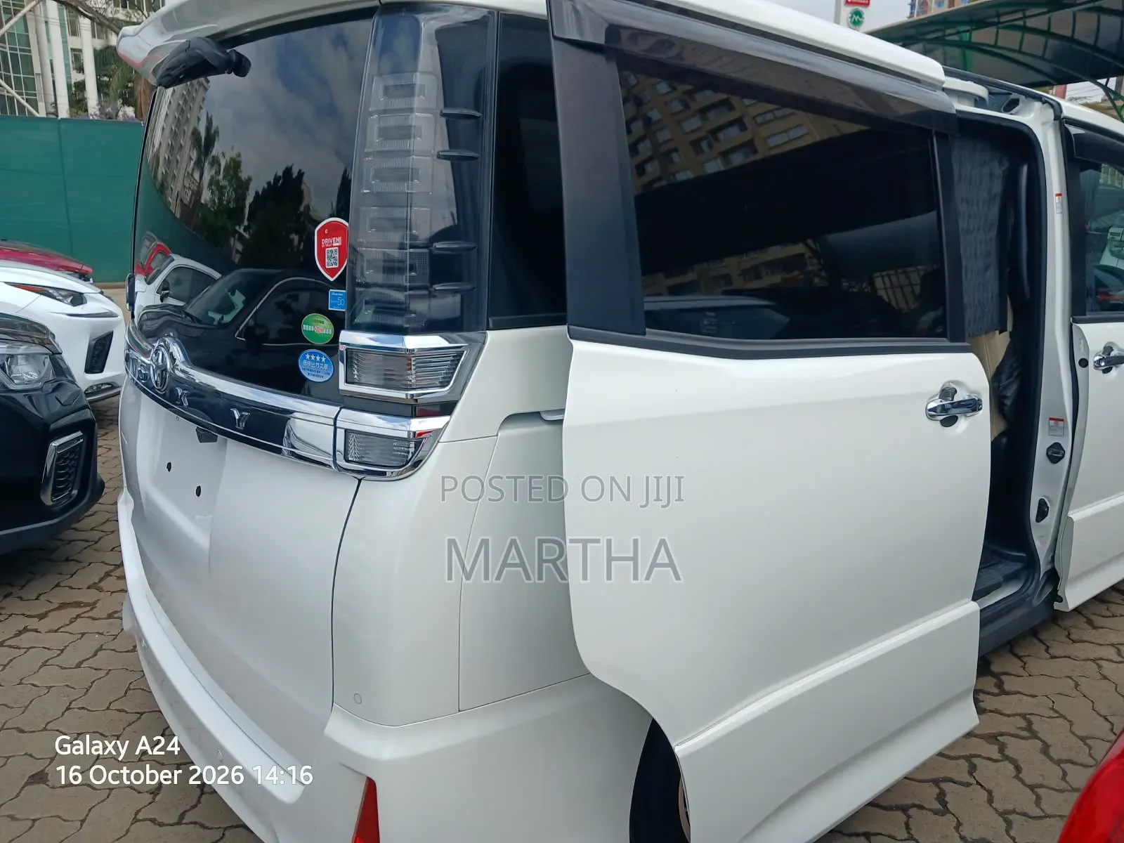 Toyota Voxy 2019 White