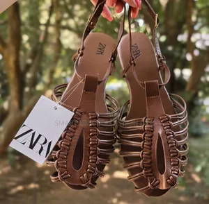 *Zara Strappy Flat Fisherman Sandles*