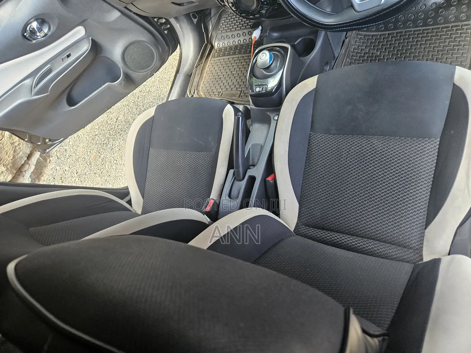 Nissan Note 1.2 Hybrid 2017 Black
