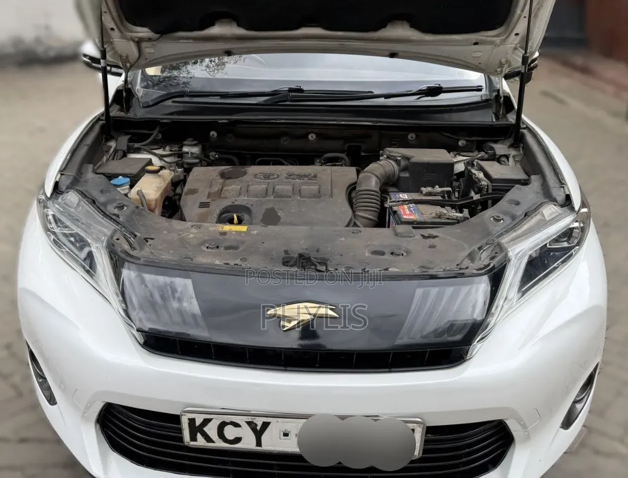 Toyota Harrier 2014 White