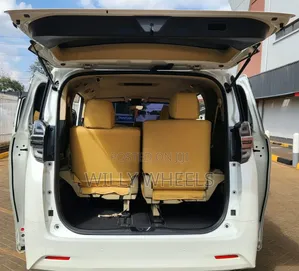 Toyota Vellfire 2.5 Z 2018 White