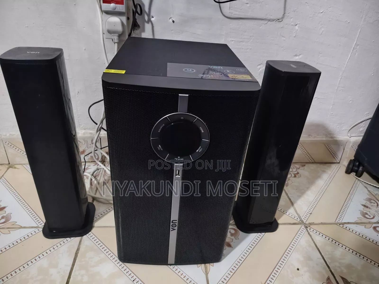 Von Hotpoint Bluetooth/USB 160WATTS RMS Subwoofer