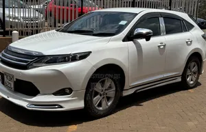 Toyota Harrier 2.0 2015 White