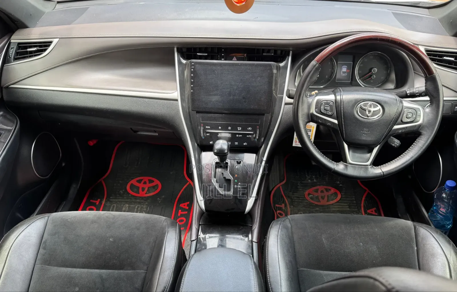 Toyota Harrier 2.0 2015 White