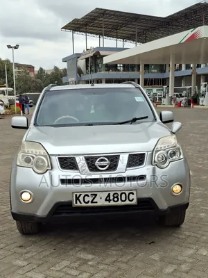 Nissan X-Trail 2.0 Petrol AWD 2013 Silver