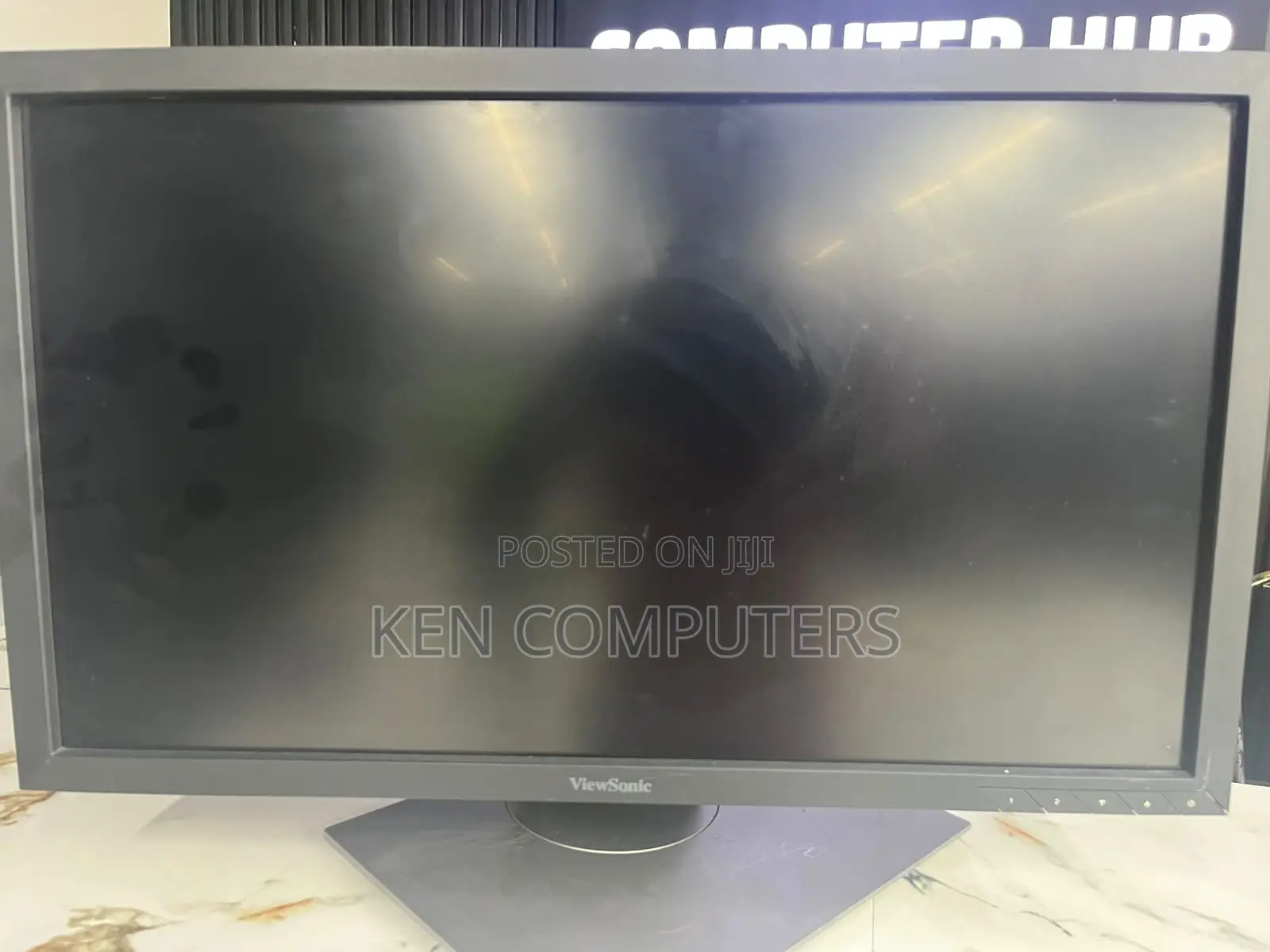 Dell Viewsonic Monitor