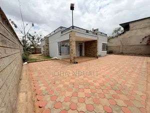 4bdrm Bungalow in Kenyatta Road for rent