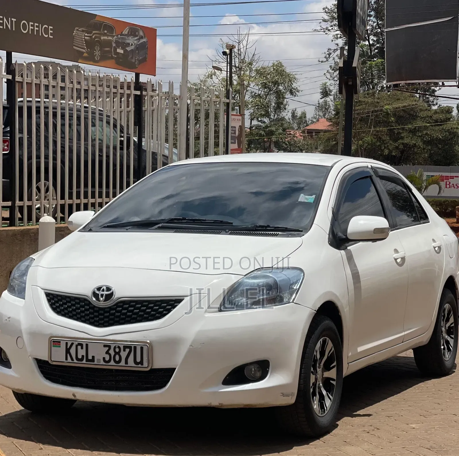 Toyota Belta 2010 White