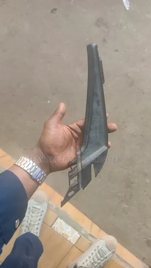 Original Windscreen Finisher for Honda Fit