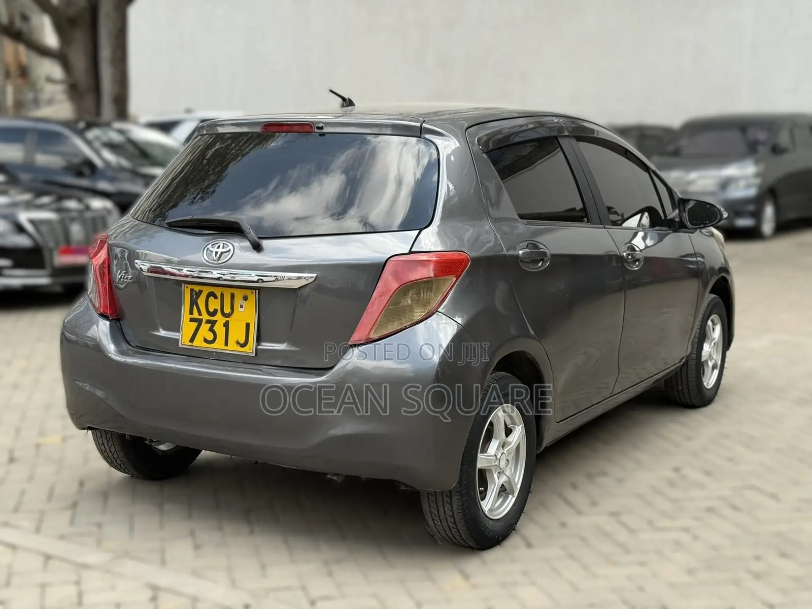 Toyota Vitz 2013 Gray