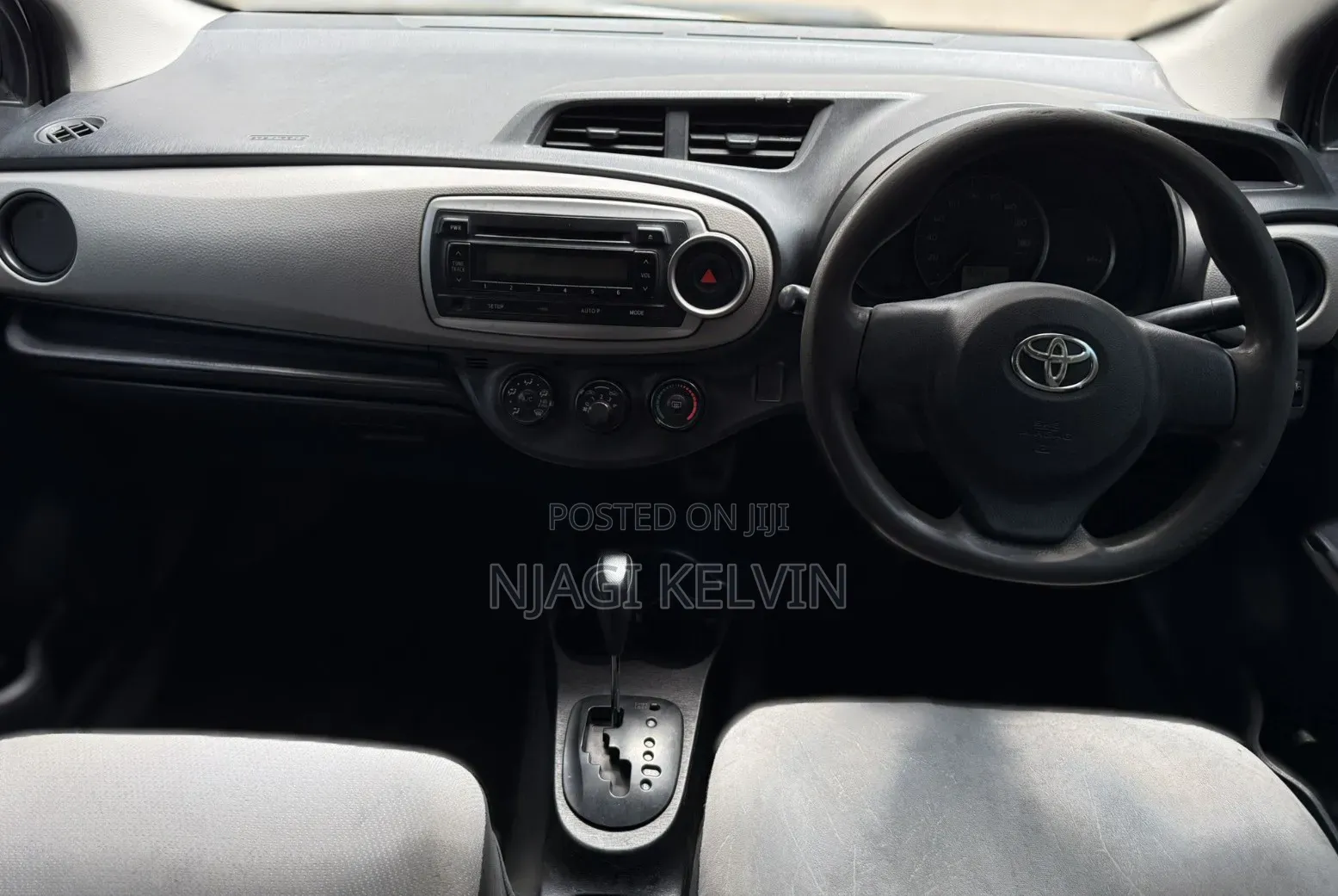 Toyota Vitz 2013 Gray
