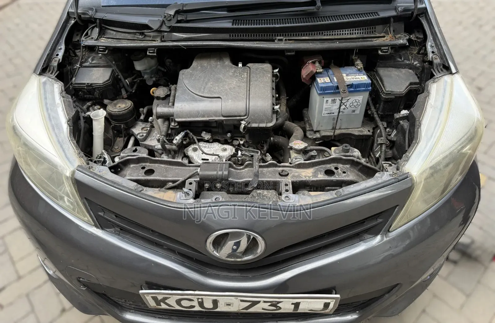 Toyota Vitz 2013 Gray