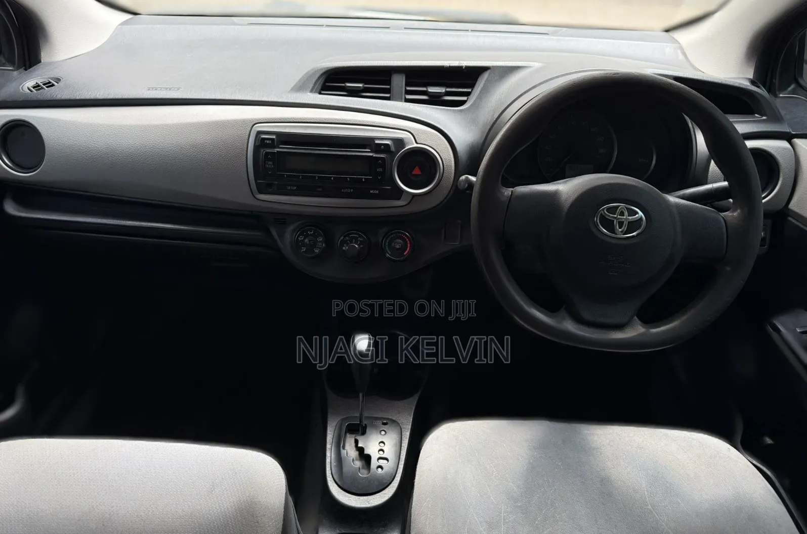 Toyota Vitz 2013 Gray