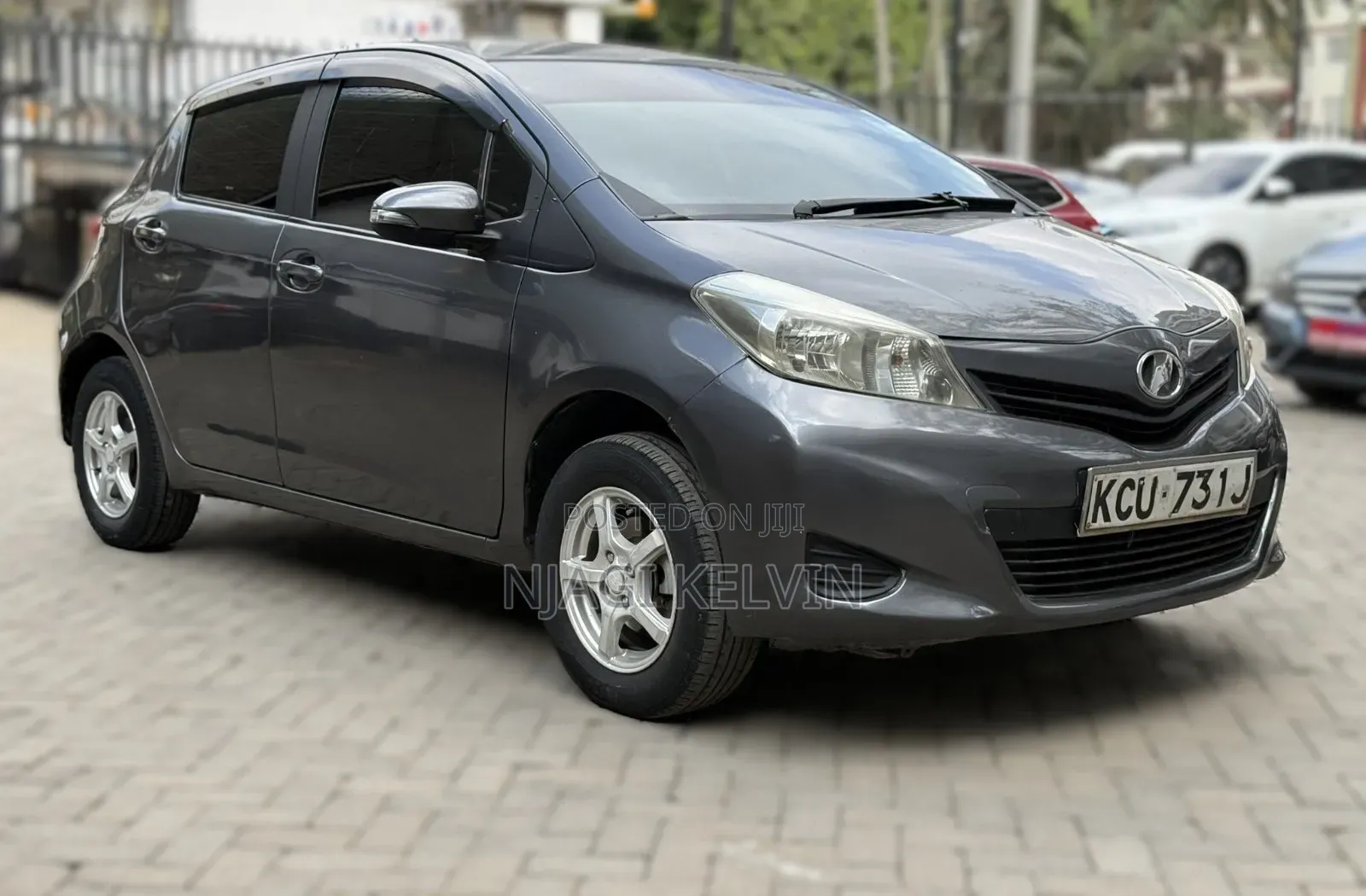 Toyota Vitz 2013 Gray