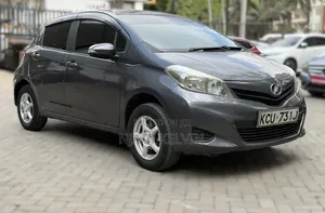 Toyota Vitz 2013 Gray