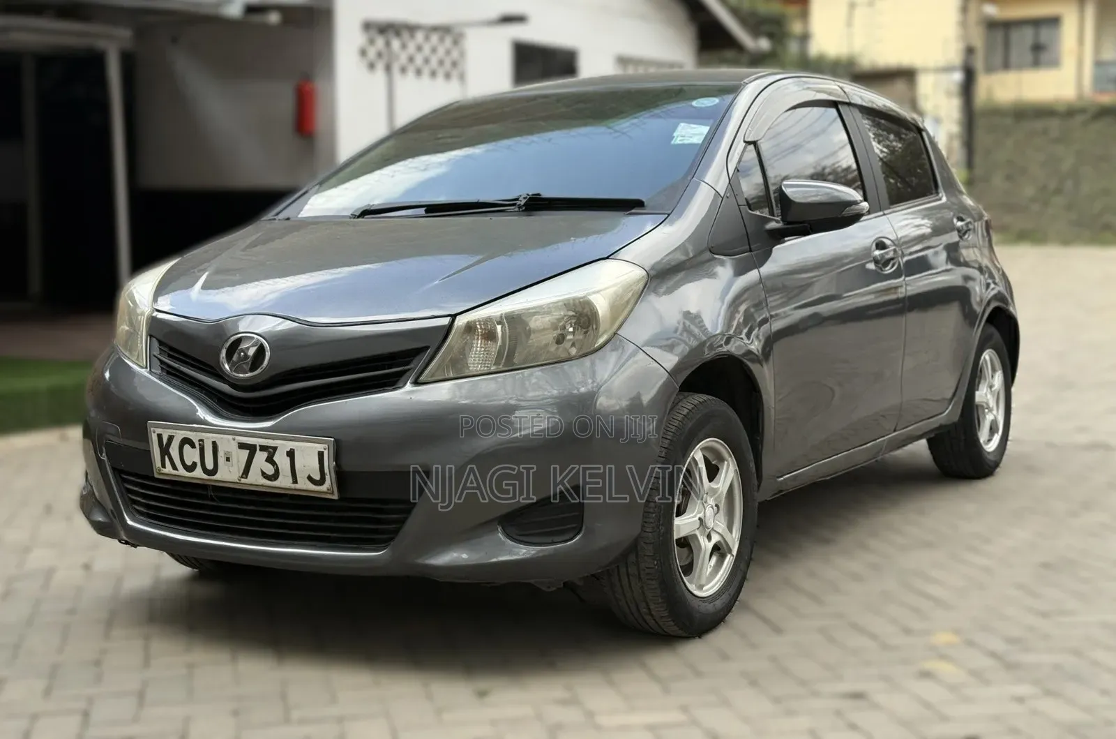 Toyota Vitz 2013 Gray
