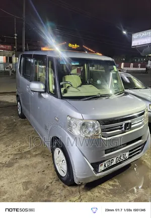 Honda N-Box 660 FWD 2015 Silver