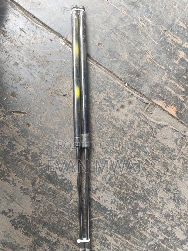 Tail Gate NT31/NT30 Shock Boot Set Available - thumbnail 2