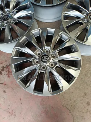 300 Series V8 Rims Size 20